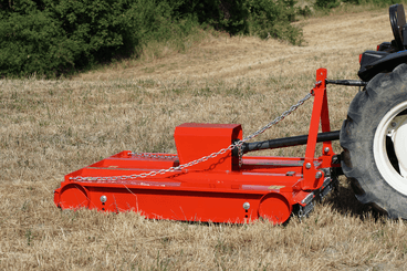 Herbes et entretien - 3 points entretien - Gyrobroyeur DMK 110