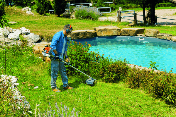 Herbes et entretien - Débroussailleuse thermique - Débrousailleuse thermique BCH 250 S 3D